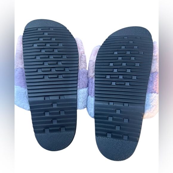 ROAM Fuzzy candy Prism Purple Pink Slides Sandles - Picture 6 of 7